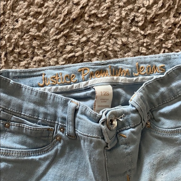 Jeans - Picture 2 of 3